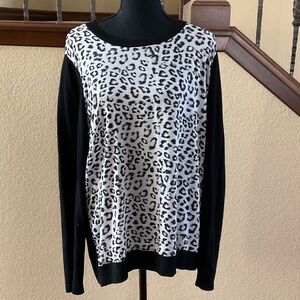 Chico’s Size 3 Long Sleeve Top